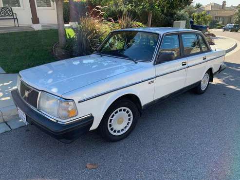 1990 Volvo 240 DL - cars & trucks - by owner - vehicle automotive sale for sale in San Marcos, CA