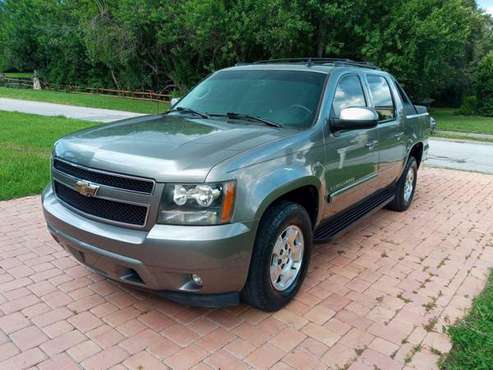 2008 CHEVROLET AVALANCHE LT W/SUNROOF!! only 81k miles!! - cars &... for sale in New Port Richey , FL
