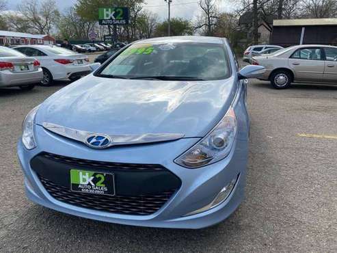 2012 Hyundai Sonata Hybrid One Owner Leather for sale in Beloit, WI