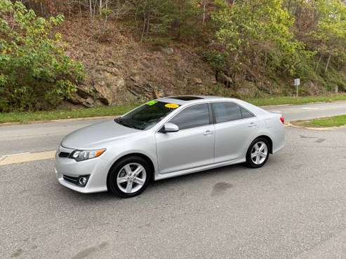 2014 Toyota Camry SE - cars & trucks - by dealer - vehicle... for sale in Marshall, NC