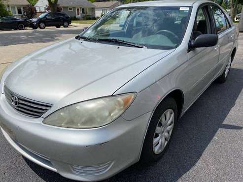 2006 Toyota Camry - cars & trucks - by dealer - vehicle automotive... for sale in Des Plaines, IL