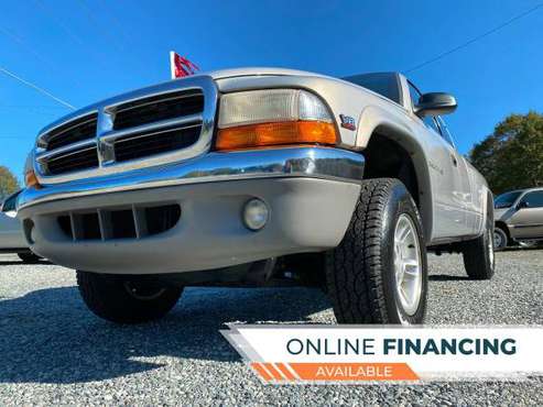 1998 Dodge Dakota SLT 2dr 4WD Extended Cab SB - cars & trucks - by... for sale in Walkertown, NC