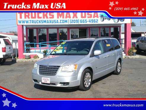 2008 CHRYSLER TOWN AND COUNTRY - cars & trucks - by dealer - vehicle... for sale in Manteca, CA