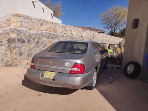 2000 NISSAN ALTIMA - 5 speed - cars & trucks - by owner - vehicle... for sale in Las Cruces, NM