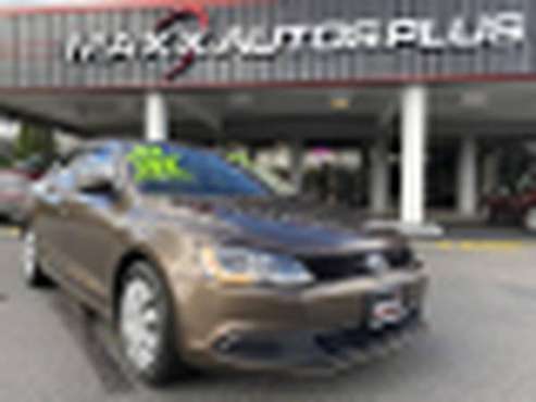2014 Volkswagen Jetta 1.8T SE - cars & trucks - by dealer - vehicle... for sale in PUYALLUP, WA