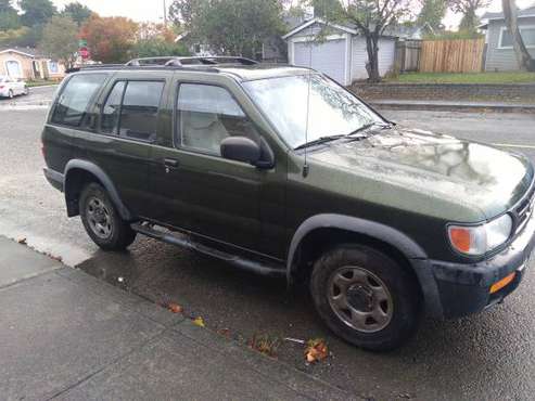 1997 Nissan Pathfinder 2wd MECHANIC SPECIAL - cars & trucks - by... for sale in Cutten, CA