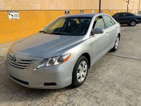Toyota Camry 2007 - cars & trucks - by dealer - vehicle automotive... for sale in Van Nuys, CA