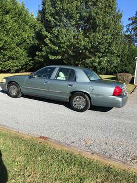 2006 Mercury Grand Marquis - cars & trucks - by owner - vehicle... for sale in Reidsville, NC