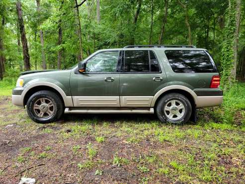 2005 Ford expedition Eddie Bauer 4x4 49kmiles runs excellent needs for sale in Virginia Beach, VA