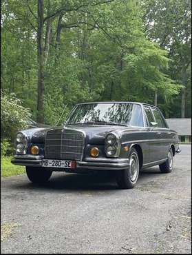 1972 Mercedes Benz 280SE 4 5 1 owner very clean - - by for sale in NEW YORK, NY
