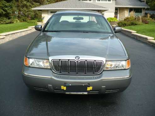 1999 Mercury Grand Marquis LS for sale in Willowbrook, IL