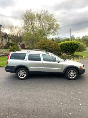 2007 Volvo XC70 - dealer-serviced, new timing belt, amazing for sale in Bethlehem, PA – photo 2