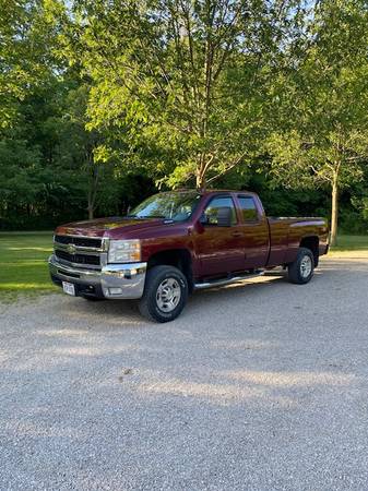 Chevy Silverado 2500 - cars & trucks - by owner - vehicle automotive... for sale in North Fairfield, OH – photo 4