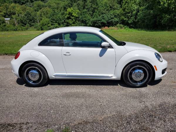 2012 Volkswagen Beetle Coupe Automatic 2.5L PZEV - cars & trucks -... for sale in Darington, PA – photo 12