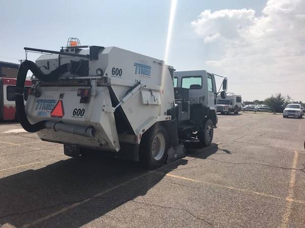 (2) Tymco 600 Sweeper DESERT RUST FREE - cars & trucks - by owner -... for sale in Coppell, TX – photo 3