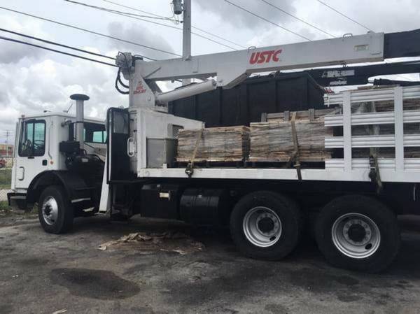 Boom Truck Mack Crane for sale in Miami, AL – photo 3
