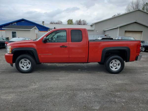 2009 Chevrolet Silverado 1500 Extended Cab - Honorable Dealership 3 for sale in Lyons, NY – photo 5