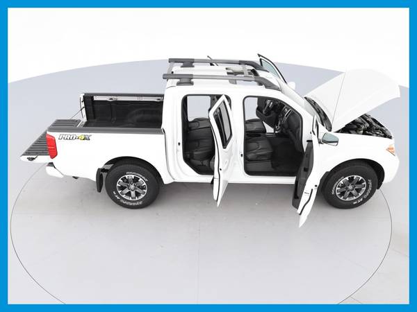 2017 Nissan Frontier Crew Cab PRO-4X Pickup 4D 5 ft pickup White for sale in Winston Salem, NC – photo 10