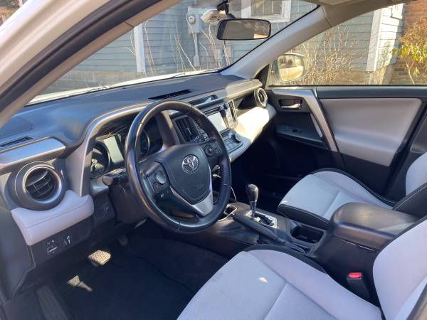 Toyota RAV4 HYBRID, 2016 XLE for sale in Monroe, CT – photo 8