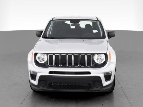 2019 Jeep Renegade Sport SUV 4D suv Silver - FINANCE ONLINE - cars &... for sale in Monterey, CA – photo 17