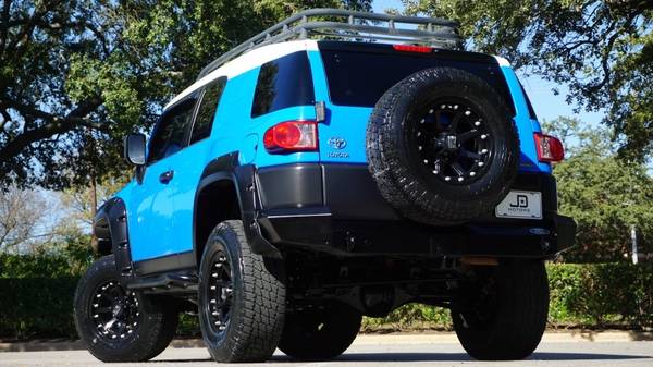 2008 Toyota FJ Cruiser *(( Lifted * Custom * Voodoo Blue COLOR ))* -... for sale in Austin, TX – photo 7