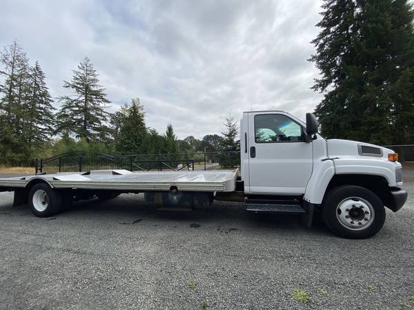 2005 GMC C5500 Kodiak cab & chassis farm work truck 24 flatbed! for sale in Other, OR – photo 5