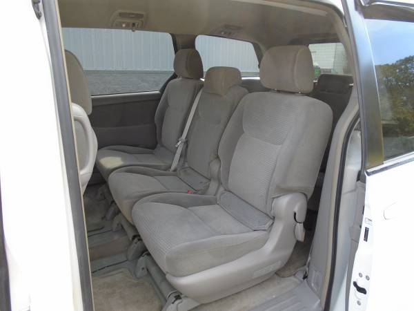 TOYOTA SIENNA mini VAN LE - cars & trucks - by dealer - vehicle... for sale in Gainesville, FL – photo 11