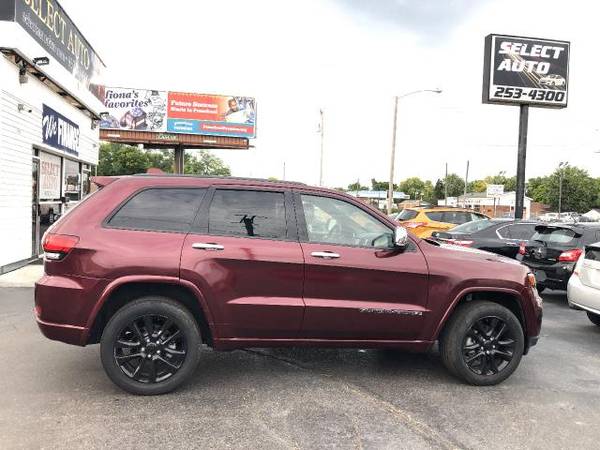 2017 Jeep Grand Cherokee Laredo 4WD - cars & trucks - by dealer -... for sale in Dayton, OH – photo 8
