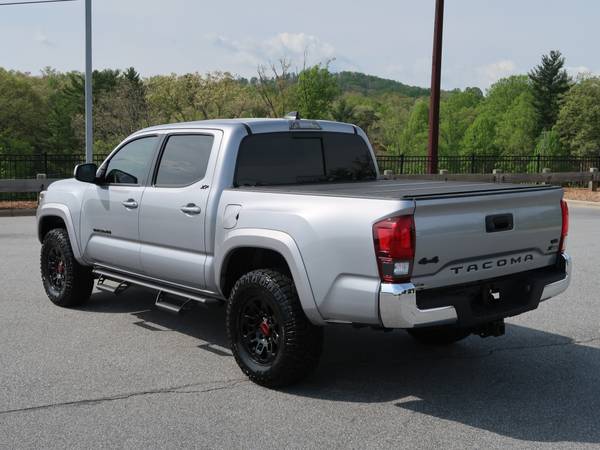 2020 Toyota Tacoma SR5 V6 - - by dealer - vehicle for sale in Arden, NC – photo 2