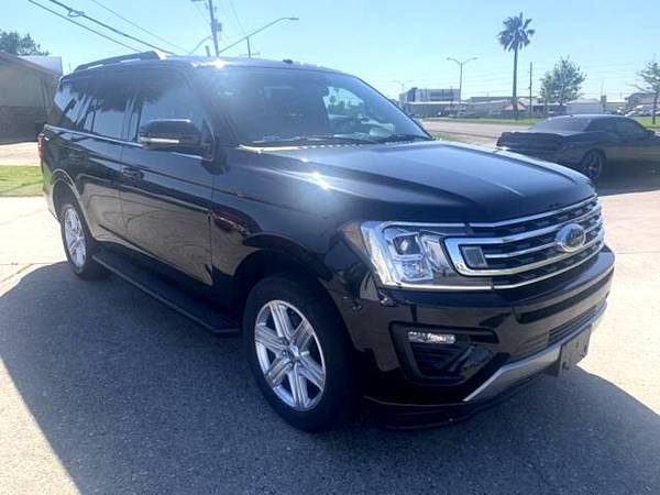 2018 Ford Expedition XLT - EVERYBODY RIDES! - - by for sale in Metairie, LA – photo 4