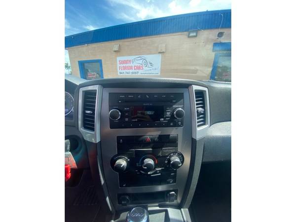 2010 Jeep Grand Cherokee 4WD 4dr Laredo - We Finance Everybody!!! -... for sale in Bradenton, FL – photo 18