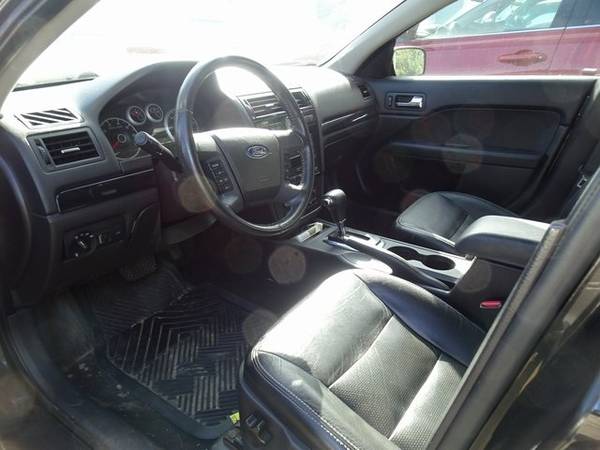 2007 Ford Fusion SEL Black Clearcoat for sale in Cedar Falls, IA – photo 4