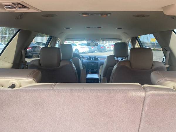 2009 BUICK ENCLAVE LOADED - - by dealer - vehicle for sale in Detroit, MI – photo 8