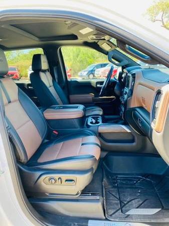 2019 Chevrolet Silverado 1500 Crew Cab - Financing Available! - cars... for sale in Weslaco, TX – photo 21