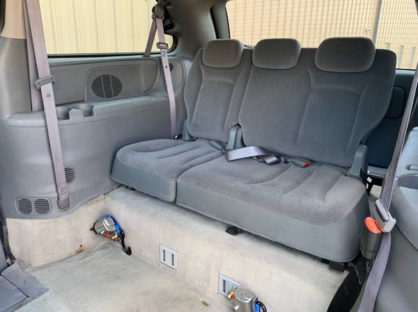 2006 Dodge Grand Caravan SE Wheelchair Van - Only 110K Miles for sale in Uniontown , OH – photo 14