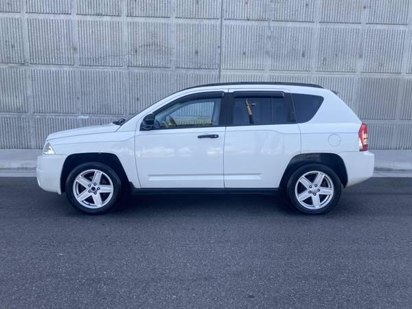 2007 Jeep Compass Sport. DRIVES LIKE NEW!! - cars & trucks - by... for sale in Arleta, CA – photo 4