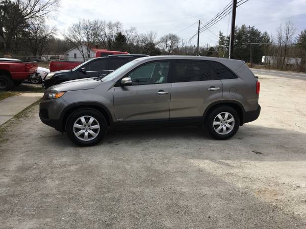 2012 Kia Sorento- AWD, 91k Miles, brand new tires, CHEAP! for sale in Old Fort, NC – photo 3