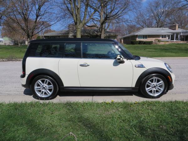 2012 MINI Cooper S Clubman-64K Miles! Pano Roof! Black/White for sale in West Allis, WI – photo 7