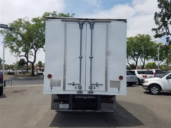 2005 ISUZU 5500 TURBO DIESEL,,SEPARATE AIR CONDITIONED IN THE TRUCK... for sale in Santa Ana, CA – photo 4