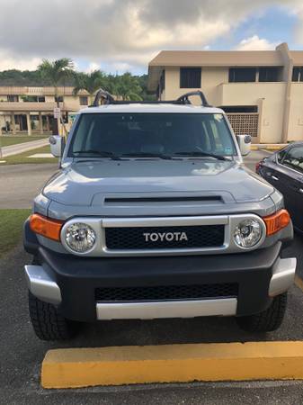 2014 Toyota FJ Cruiser 4x4 - many add ons - lifted for sale in Other, Other – photo 2
