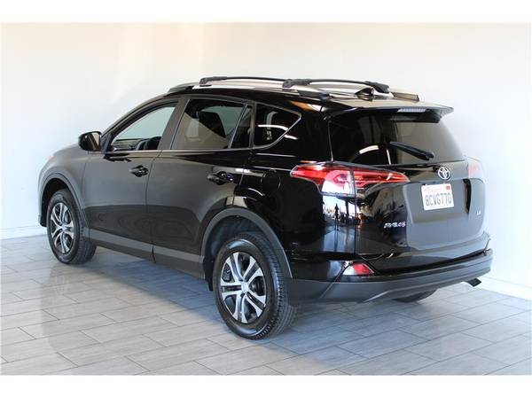 2018 Toyota RAV4 LE - Closeout Deal! - cars & trucks - by dealer -... for sale in Escondido, CA – photo 21