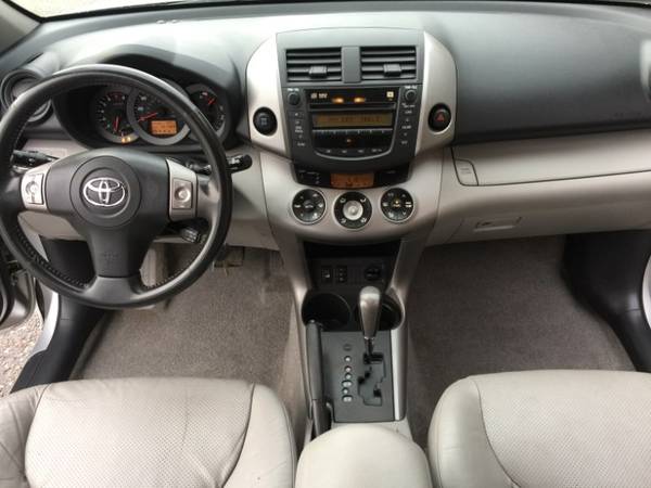2007 Toyota RAV4 Limited V6 4WD for sale in Ramsey , MN – photo 8