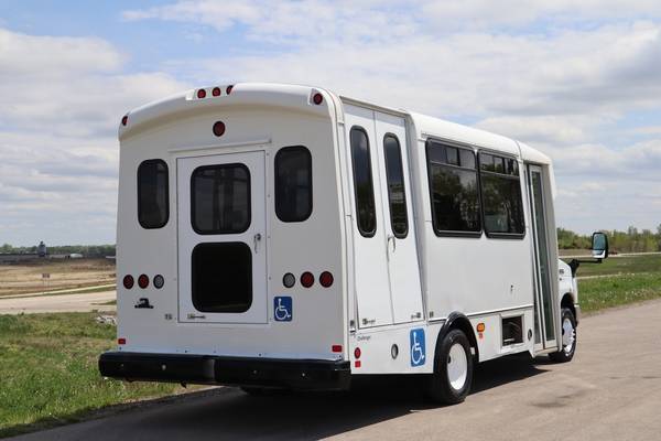 2015 Ford E-450 15 Passenger Paratransit Shuttle Bus for sale in Crystal Lake, IL – photo 8
