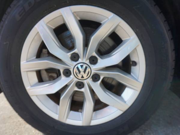 2017 Volkswagen Passat 1.8T S - cars & trucks - by dealer - vehicle... for sale in Plaquemine, LA – photo 3
