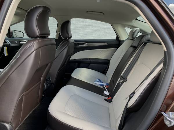 2019 Ford Fusion SE - cars & trucks - by dealer - vehicle automotive... for sale in Middletown, OH – photo 9