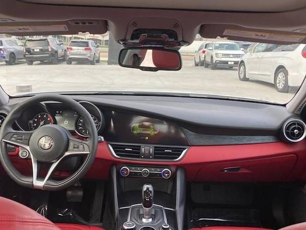 2018 Alfa Romeo Giulia AWD *$500 DOWN YOU DRIVE! - cars & trucks -... for sale in St Peters, MO – photo 15