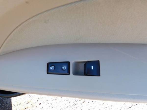 Hyundai Elantra SE 4dr Sedan Used Automatic 45 A Week Payments 4cyl... for sale in Winston Salem, NC – photo 17