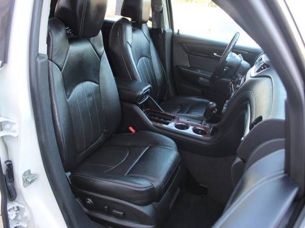 1-Owner* 3rd Row 2013 Chevrolet Traverse LTZ DVD LEATHER SUNROOF -... for sale in Louisville, KY – photo 3
