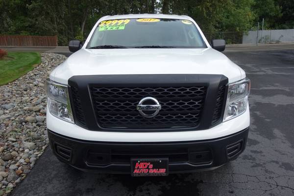 2017 Nissan Titan S Crew Cab 4WD NICE WHEEL/OFF ROAD TIRES!!! LIKE NEW for sale in PUYALLUP, WA – photo 5