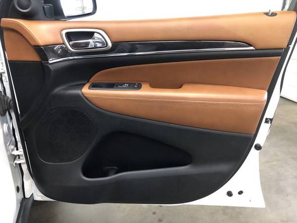 Jeep Grand Cherokee All vehicles fully Sanitized~We are open for... for sale in Albuquerque, NM – photo 14